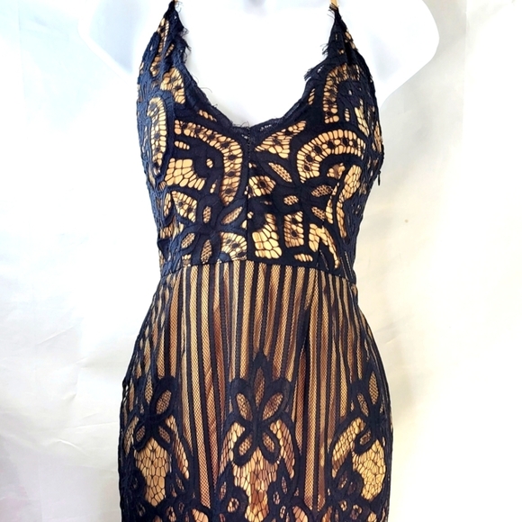 Tobi Lace Up Mini Dress Size Small - Picture 3 of 9